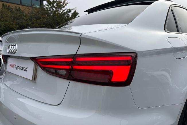Audi S3 Photo 19