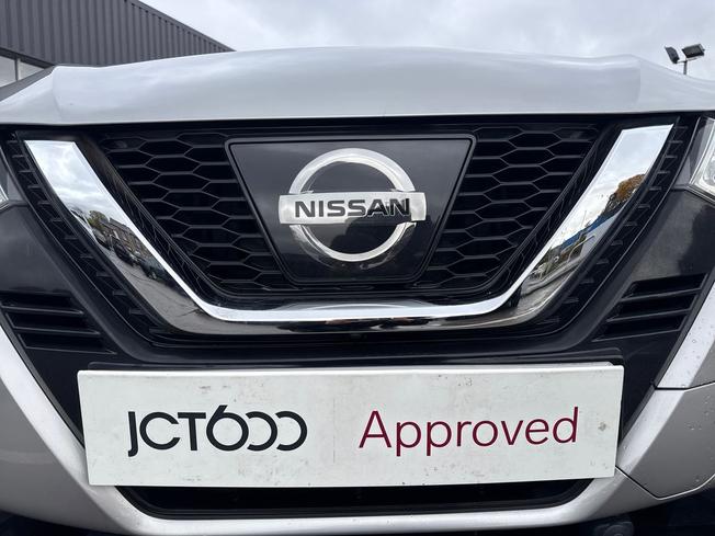NISSAN Qashqai Photo 22
