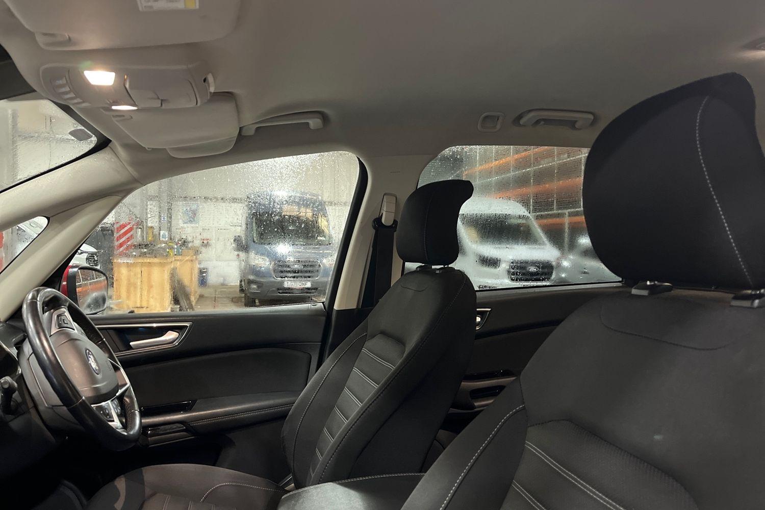 Ford GALAXY Photo 18