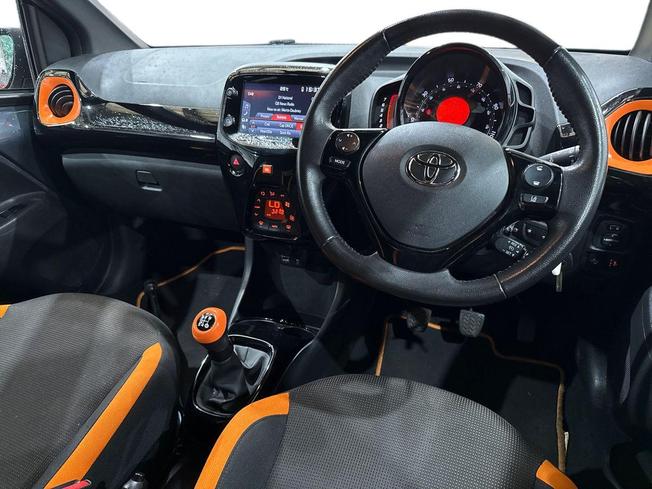 TOYOTA Aygo Photo 11