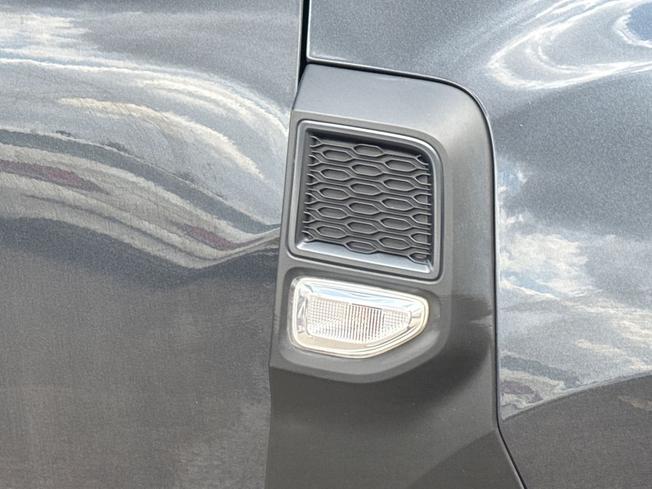 DACIA Duster Photo 26