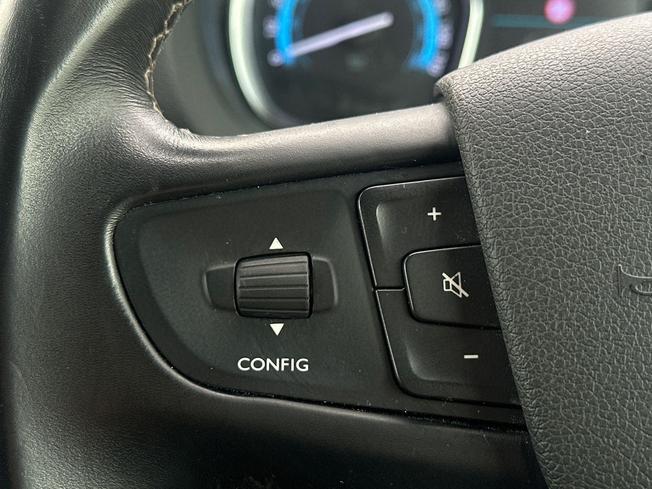 VAUXHALL Vivaro Life Electric Photo 16