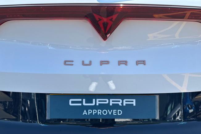 CUPRA Formentor Photo 38