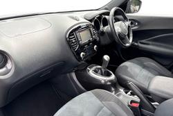 NISSAN Juke Photo 2