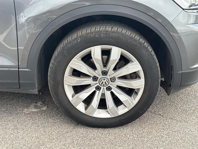Volkswagen T-Roc Photo 23