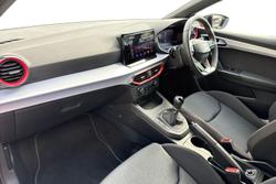 SEAT Ibiza Photo 2