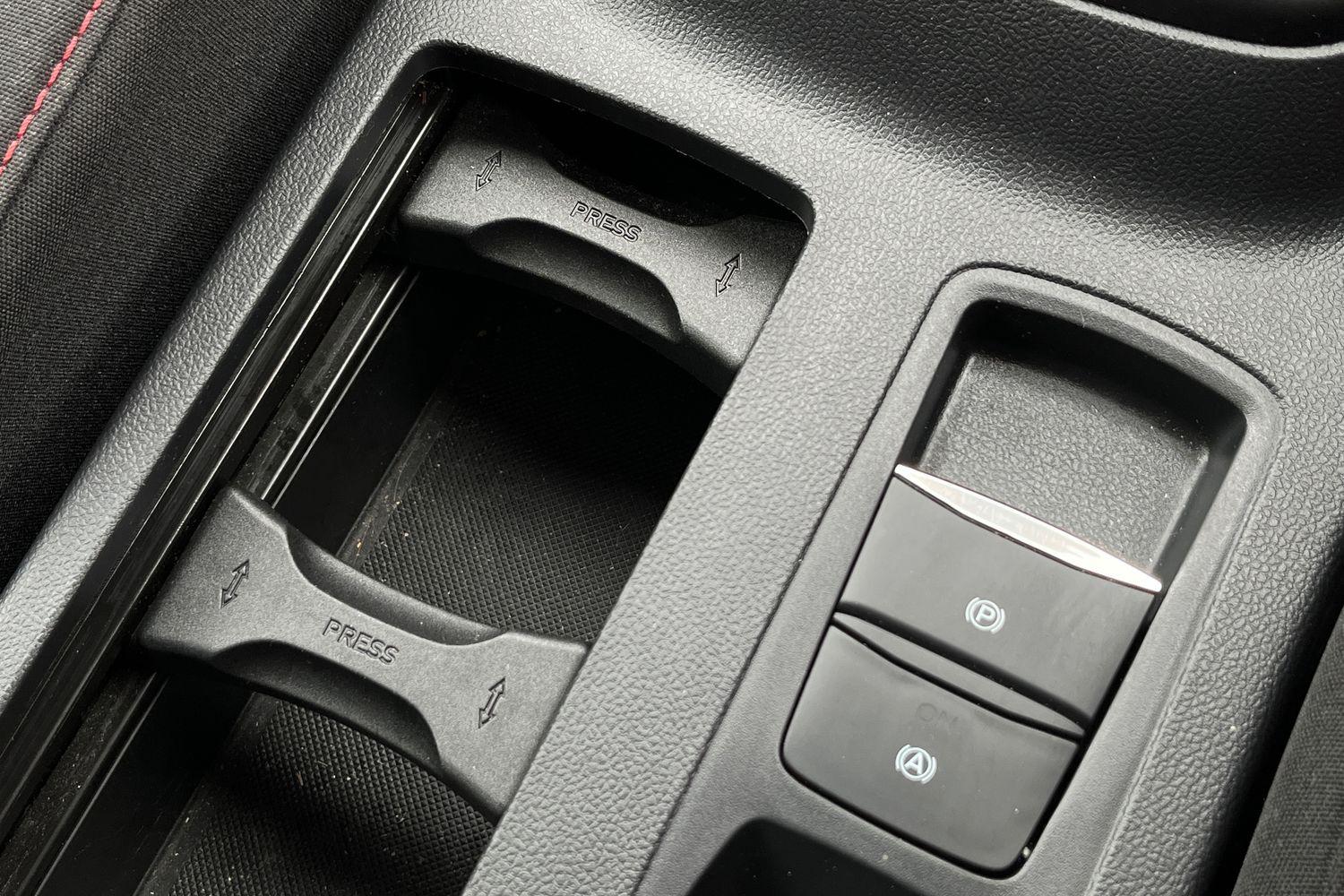 Ford FOCUS Photo 36