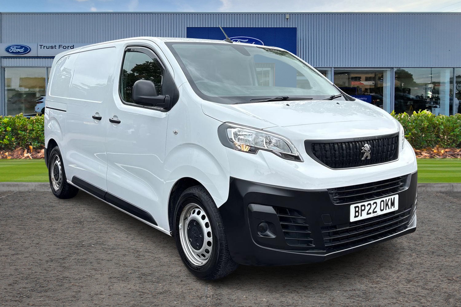Peugeot EXPERT Photo 0