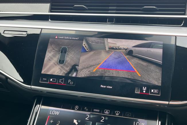 AUDI A8 Photo 45