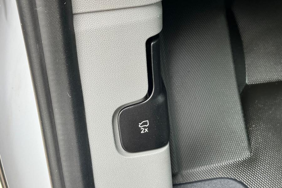 Ford TRANSIT CUSTOM Photo autoimg-86a9817ea8b62ec4a5f6bf47d40802617cc12f52.jpg