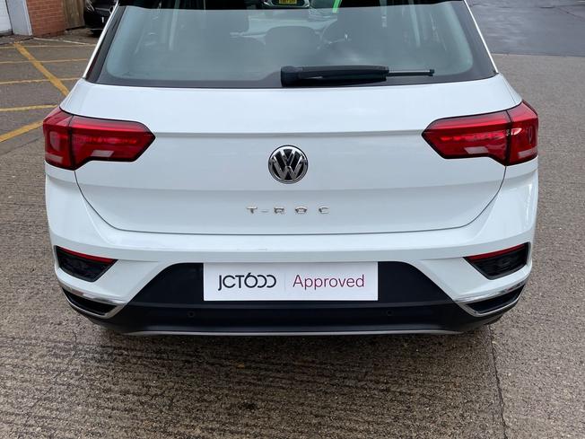 VOLKSWAGEN T-Roc Photo 25