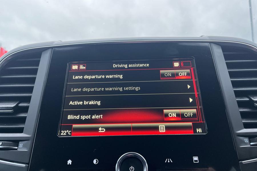 Renault KOLEOS Photo autoimg-86abd64bb5b1874464289624fa0a7ce7b0cfa88e.jpg