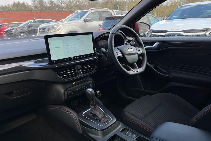 Ford Focus Photo autoimg-86af2b470abadc82de850d8a988127c989ba3a26.jpg