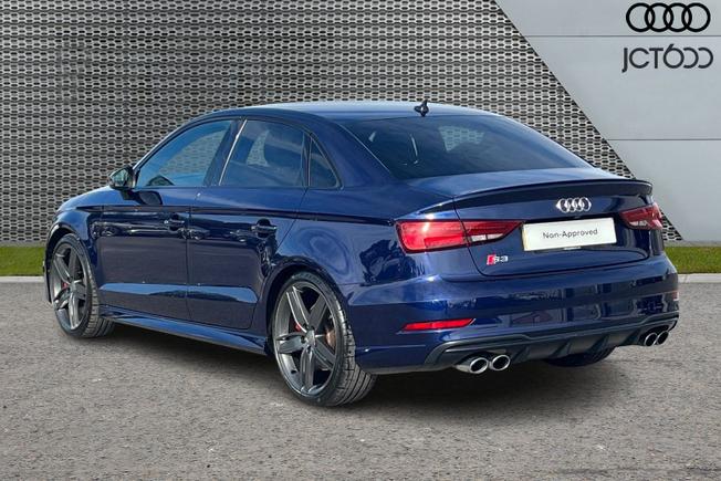 AUDI S3 Photo 3