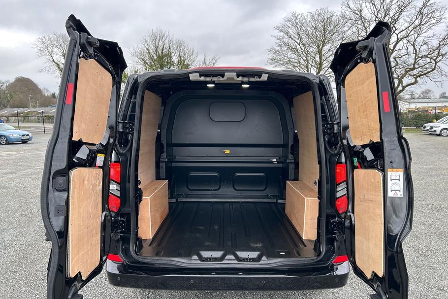 Used FORD TRANSIT CUSTOM MT75FFE 7