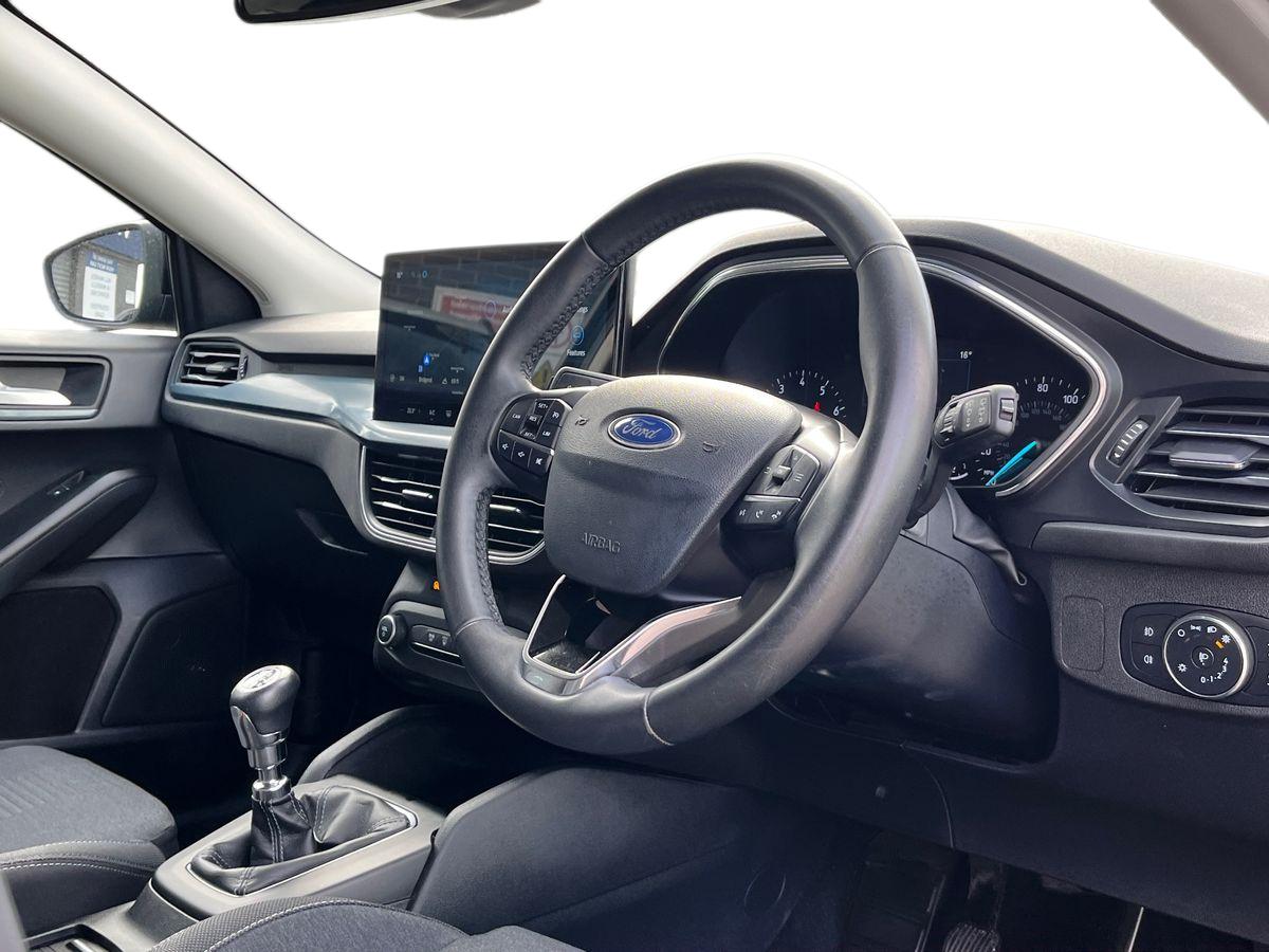 Ford Focus Photo 19
