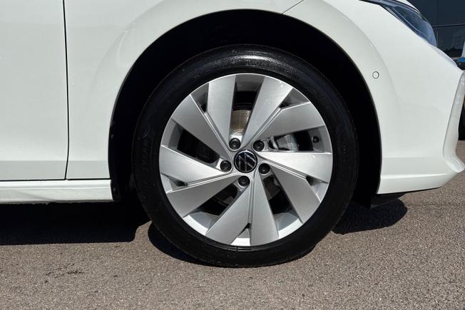 VOLKSWAGEN GOLF Photo 5