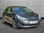 Kia cee'd Photo 0