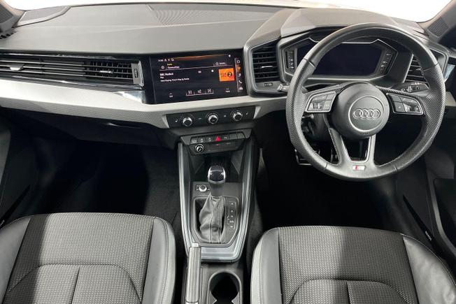 Audi A1 Photo 10
