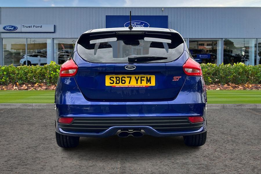 Ford Focus Photo autoimg-86ba3e42aee7579c1386991ad3ecbc3d78eb158a.jpg