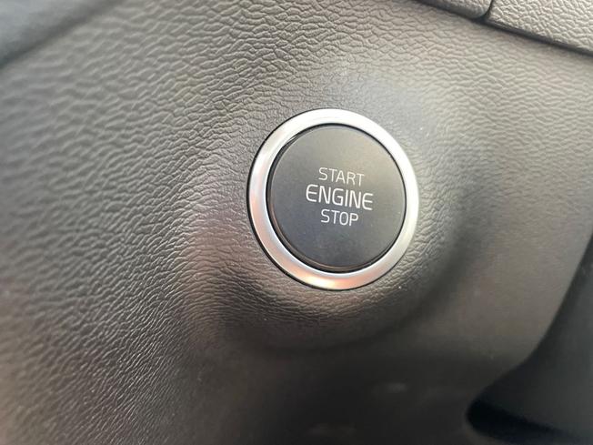 VOLVO XC40 Photo 24
