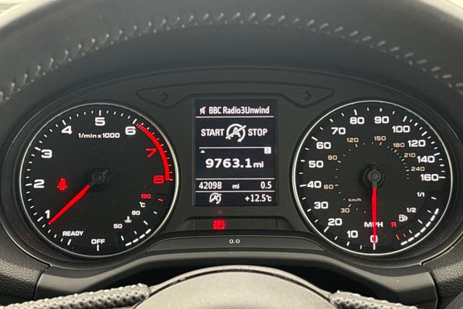 AUDI Q2 Photo 16