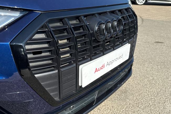 AUDI Q3 Photo 24