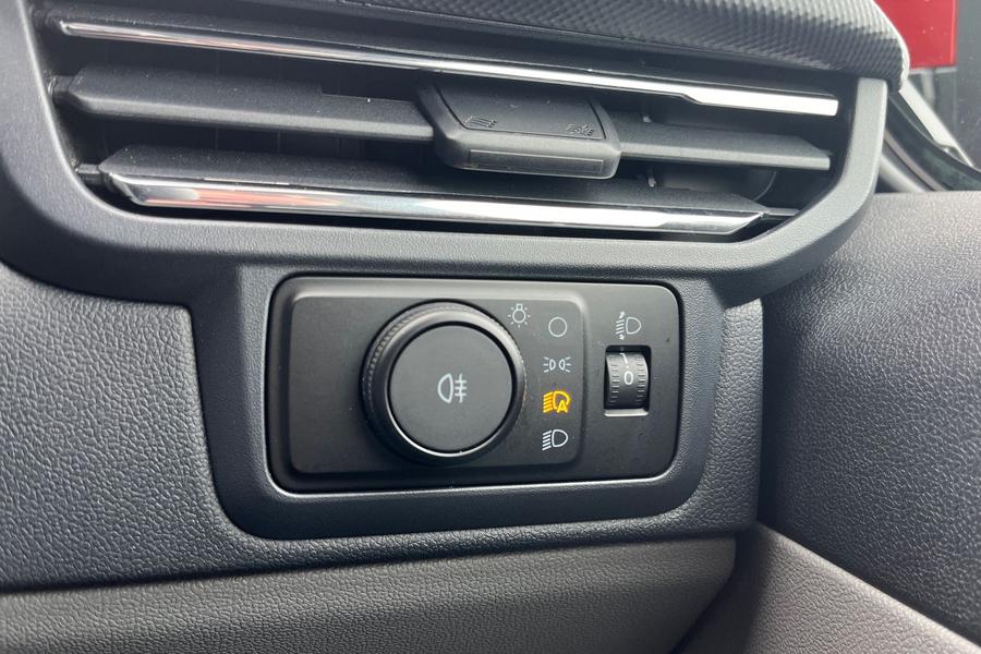 Ford E-TRANSIT CUSTOM Photo autoimg-86c59dbd25e214b21b937a6720fee7b891100e80.jpg