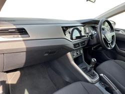 Volkswagen Polo Photo 2