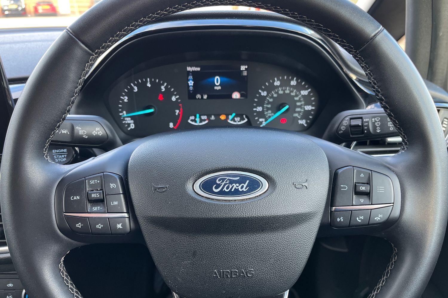 Ford Fiesta Photo 11