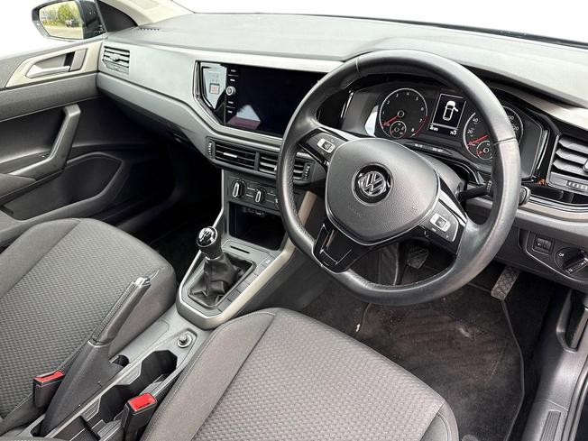 VOLKSWAGEN Polo Photo 6