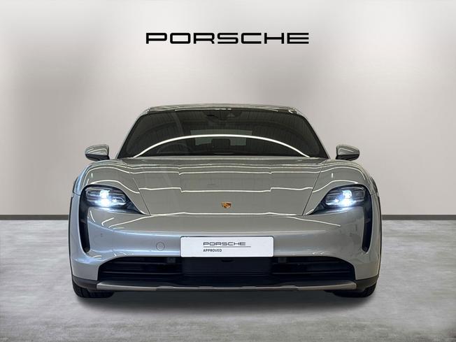 PORSCHE Taycan Photo 2
