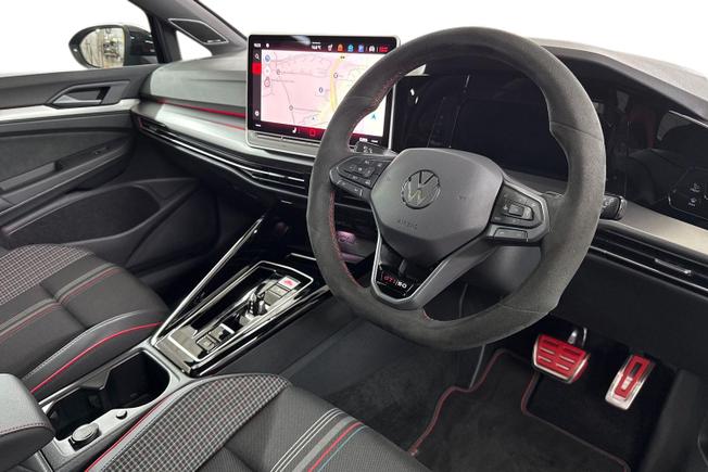 VOLKSWAGEN Golf Photo 6