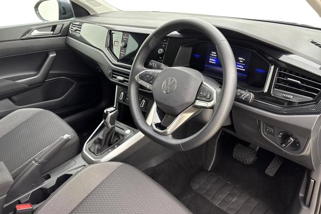 VOLKSWAGEN TAIGO Photo 6
