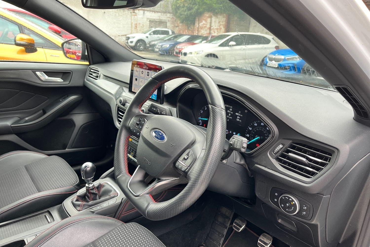 Ford FOCUS Photo 37