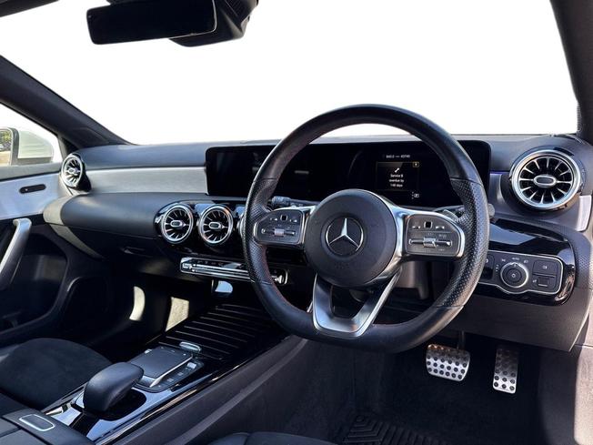 MERCEDES-BENZ A Class Photo 6