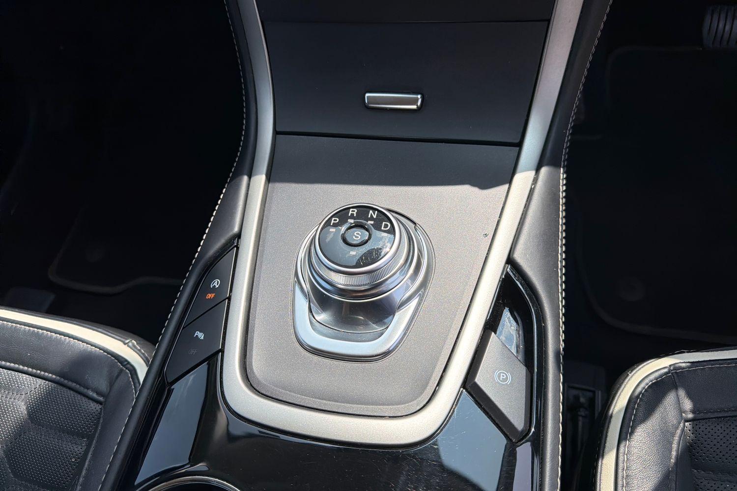 Ford S-Max Photo 24