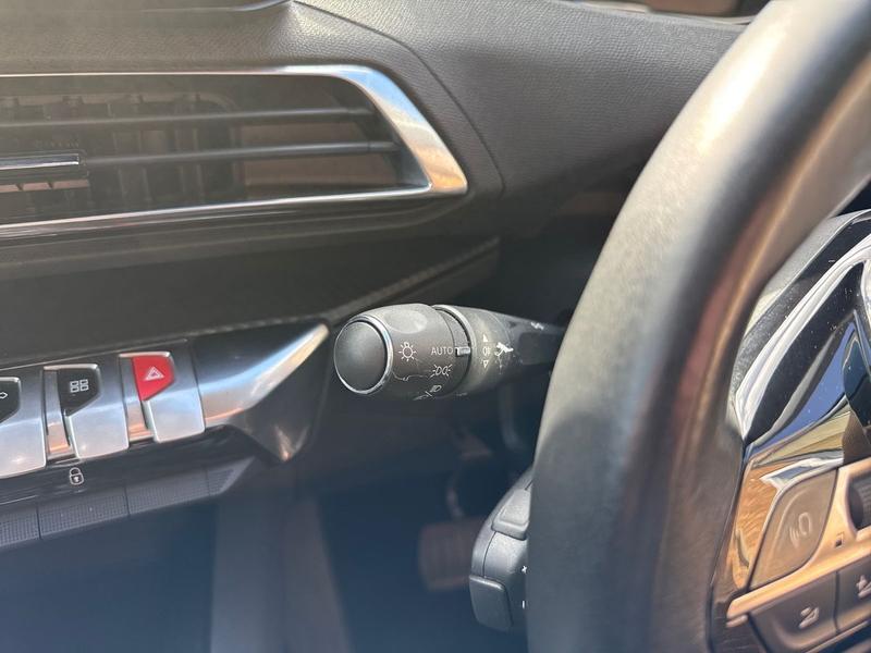 Used Peugeot 3008 EK22WWT 44