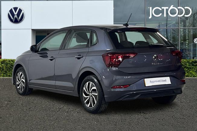 VOLKSWAGEN Polo Photo 3