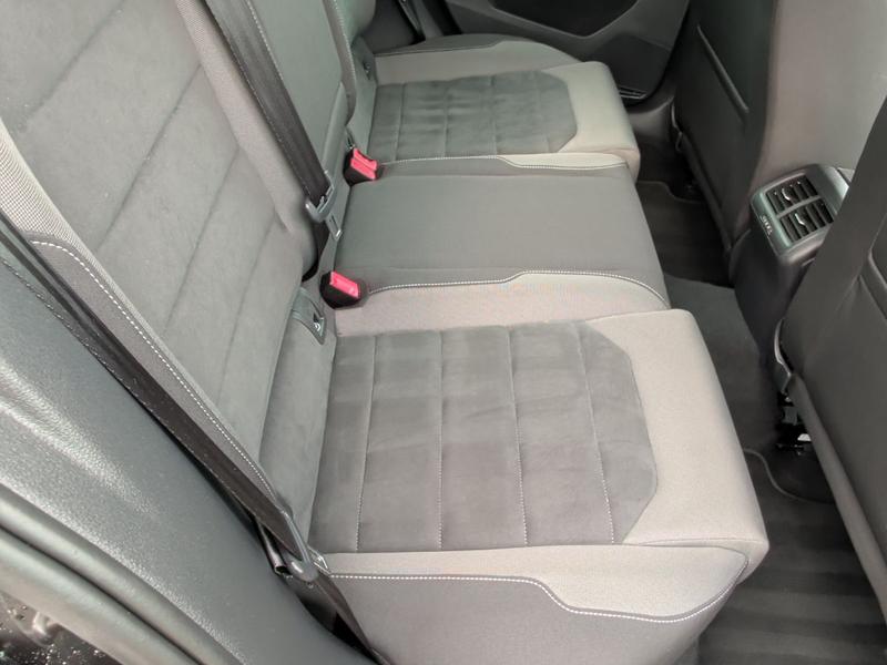 Used Volkswagen Golf NY19PXJ 39