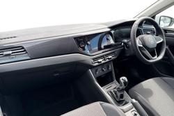 VOLKSWAGEN Polo Photo 2