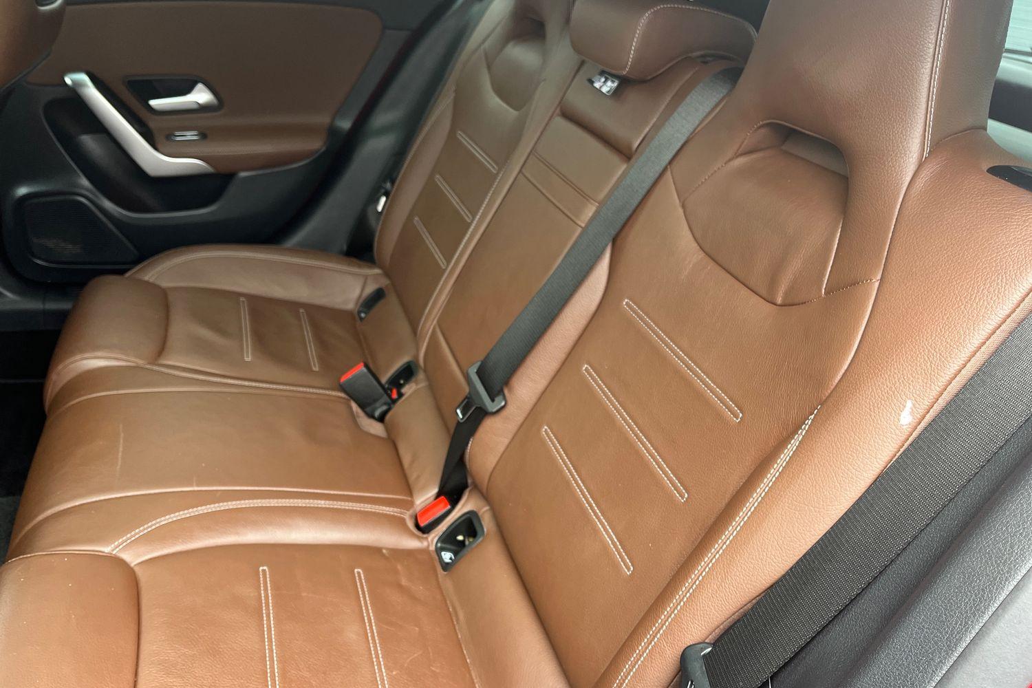 Mercedes-Benz CLA Photo 19