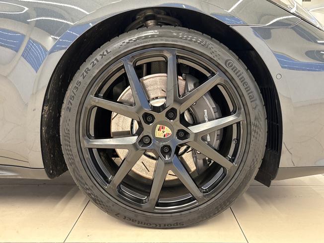 PORSCHE Panamera Photo 25