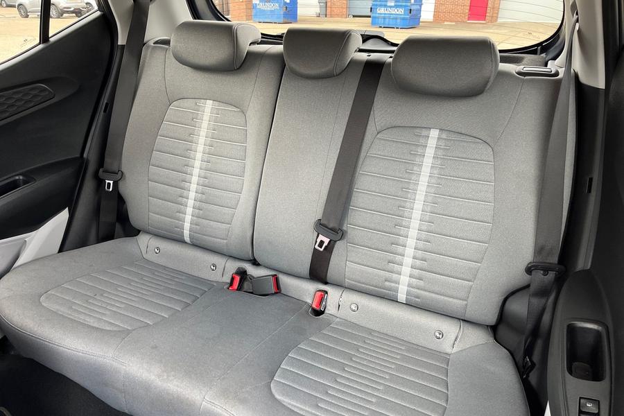 Hyundai i10 Photo autoimg-86f907cc18d66bd7f62dd14a9d6c6f180c270aa6.jpg