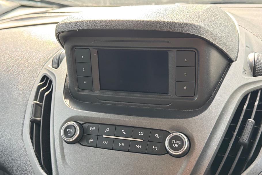 Used Ford TRANSIT COURIER FY21SOC 25