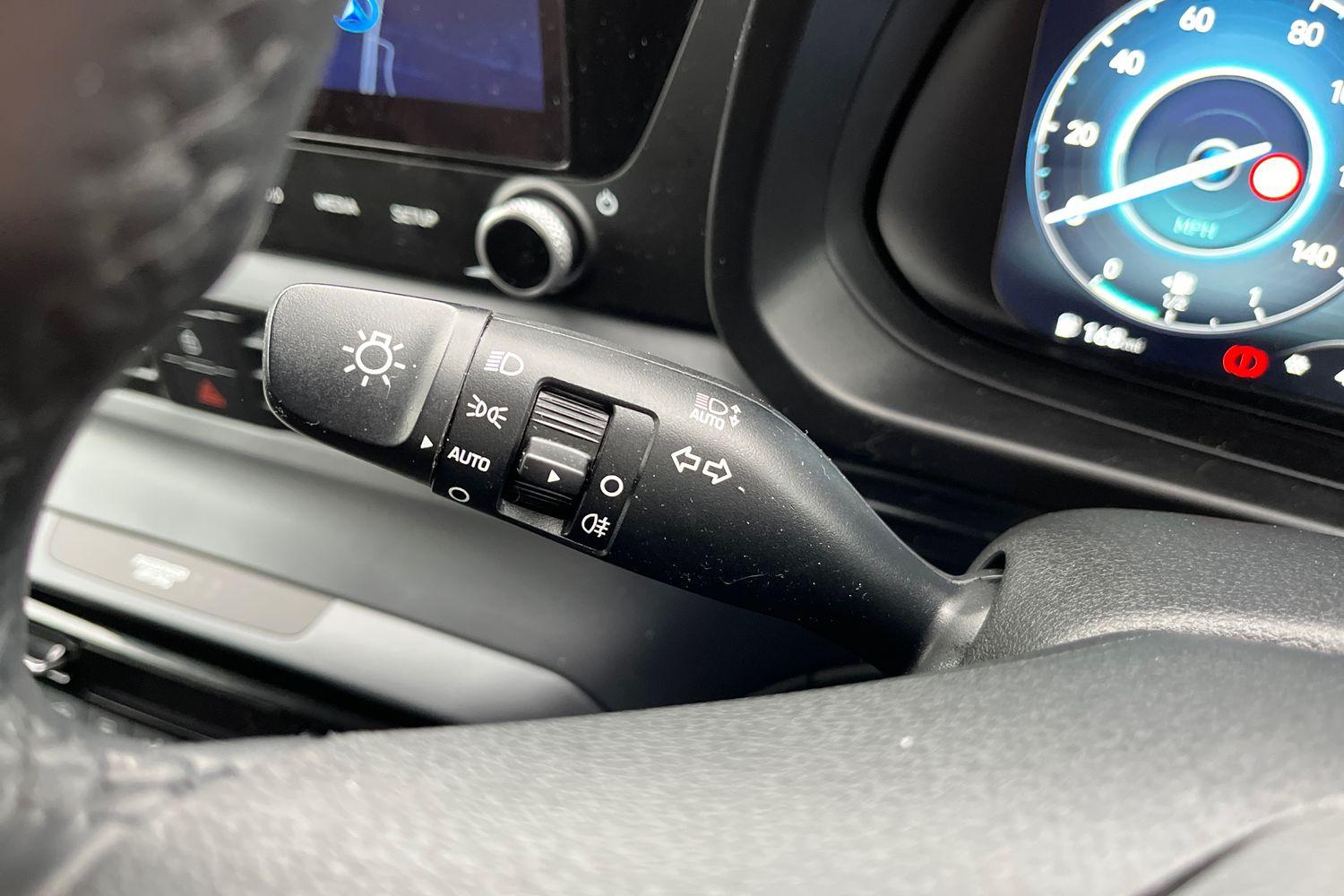 Hyundai BAYON Photo 13