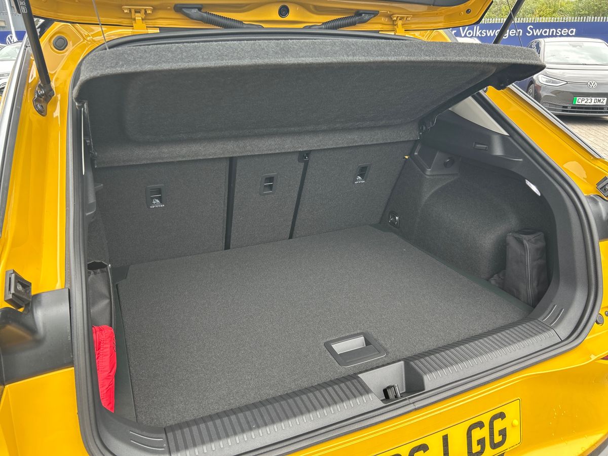 Volkswagen T-Roc Photo autoimg-86fd2a863dbb778d98e29ddd689c319c67d98771.jpg