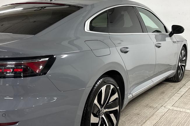 VOLKSWAGEN Arteon Photo 28