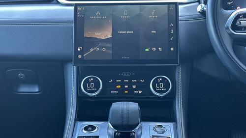 Jaguar F-PACE Photo autoimg-87010049143ff94938f562548e6f9aa8adad7e17.jpg