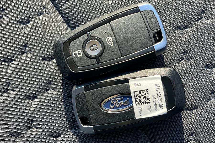 Ford TRANSIT CUSTOM Photo autoimg-87045d56a66a0f7740381ccc8724f0e23b5ab78f.jpg